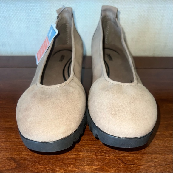 NWT Aetrex Brianna Flats Size 7.5 - Picture 5 of 11